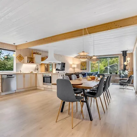 Dali - 200m From The Sea By Interhome Ferienhaus Bøtø By